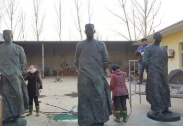 城市陶行知人物铜雕
