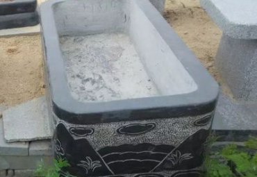 广场鱼缸石雕
