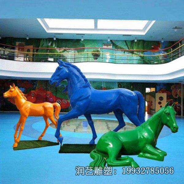 景区玻璃钢马动物雕塑 景区玻璃钢马动物雕塑