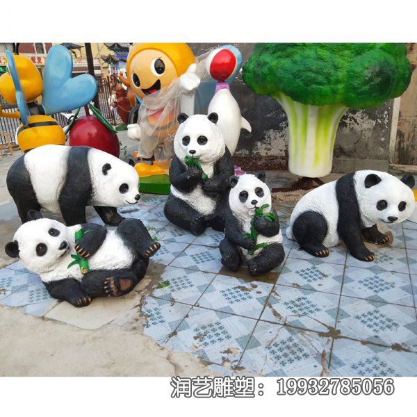 小区玻璃钢熊猫动物雕塑 小区玻璃钢熊猫动物雕塑