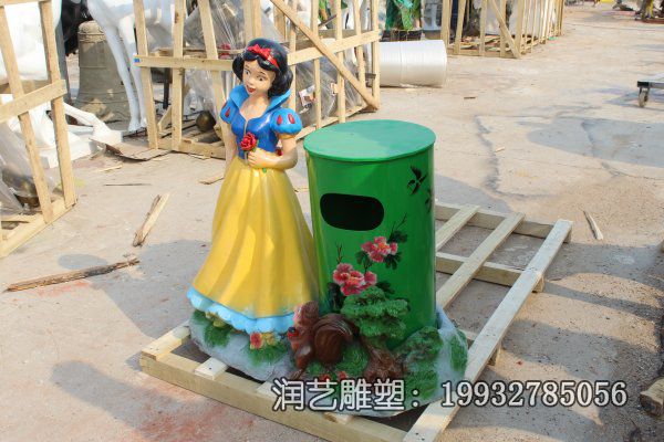 游乐场玻璃钢垃圾桶雕塑 游乐场玻璃钢垃圾桶雕塑
