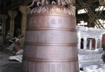 城市钟景观铜雕