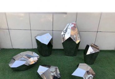 学校不锈钢石头景观雕塑