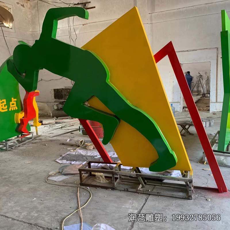 景区不锈钢运动人物雕塑 景区不锈钢运动人物雕塑