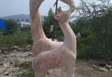 企业长颈鹿动物石雕