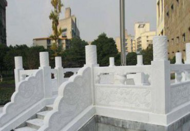 商业街升旗台景观石雕