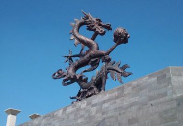 广场龙动物铜雕
