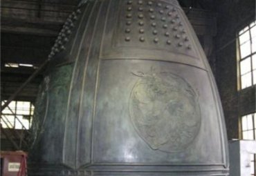 草坪钟景观铜雕