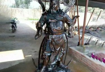 广场关公人物铜雕