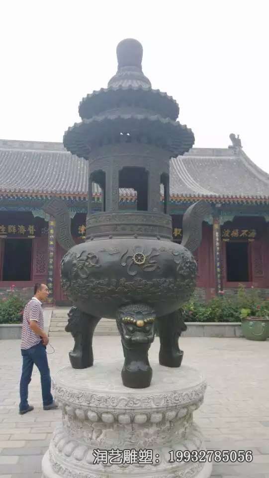 小区三足香炉景观铜雕 小区三足香炉景观铜雕