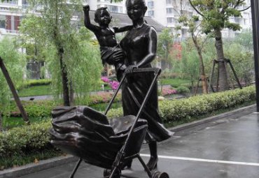 学校母子人物铜雕