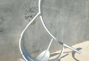 小区不锈钢羽毛景观雕塑