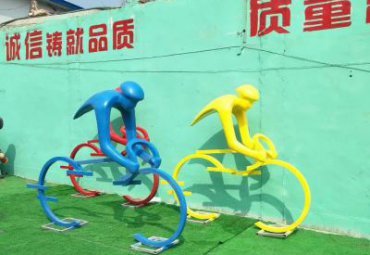 学校不锈钢骑车人物雕塑
