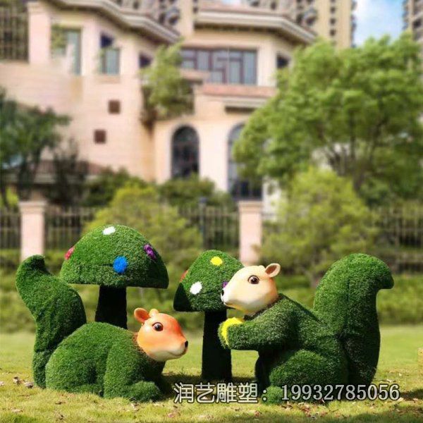 景区玻璃钢松鼠动物雕塑 景区玻璃钢松鼠动物雕塑