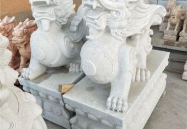 景区汉白玉招财貔貅动物石雕