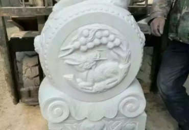 景区汉白玉门墩景观石雕