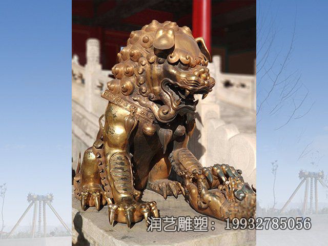 企业踩球狮子动物铜雕 企业踩球狮子动物铜雕