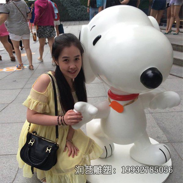 草坪玻璃钢狗动物雕塑 草坪玻璃钢狗动物雕塑