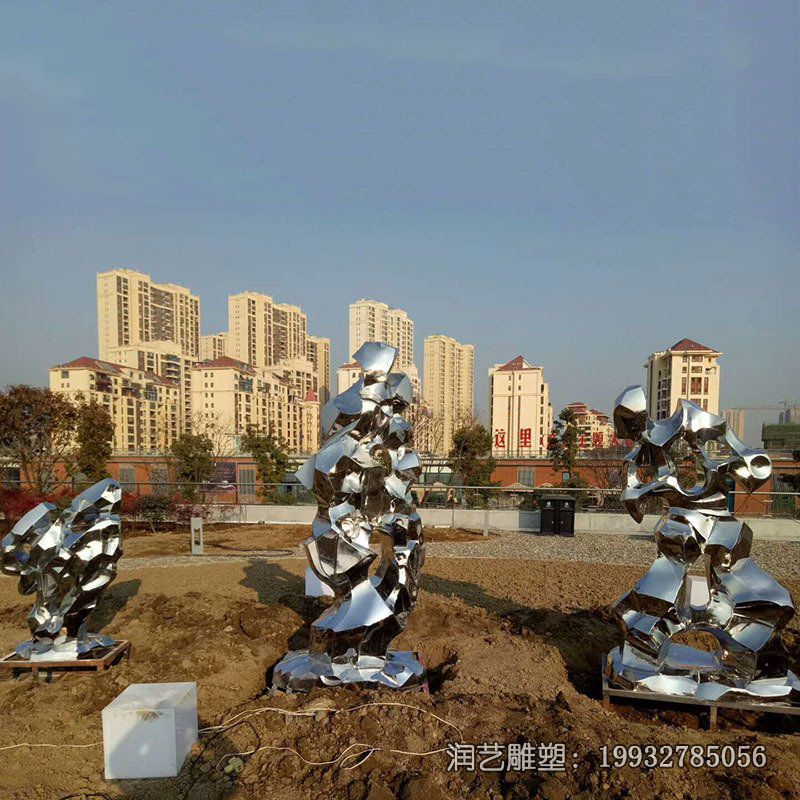 游乐场不锈钢抽象人物雕塑 游乐场不锈钢抽象人物雕塑