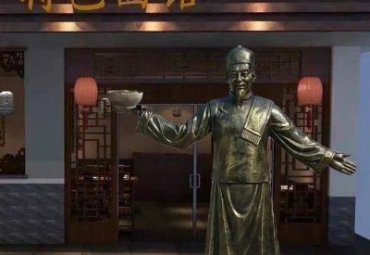 商场特色面馆店小二铜雕