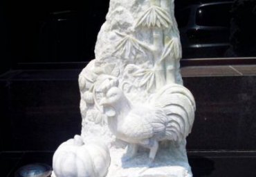 酒店汉白玉鸡动物石雕