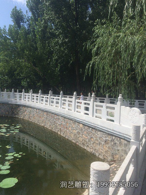 草坪大理石栏板石雕 草坪大理石栏板石雕
