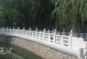 草坪大理石栏板石雕