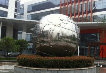 企业不锈钢地球景观雕塑