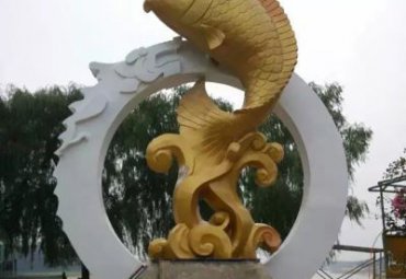 学校不锈钢鱼动物雕塑