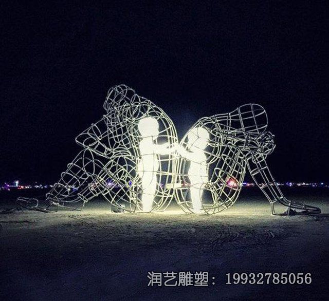 广场不锈钢抽象人物雕塑 广场不锈钢抽象人物雕塑