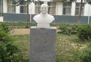学校钱学森校园人物石雕