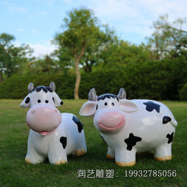 企业玻璃钢奶牛动物雕塑 企业玻璃钢奶牛动物雕塑