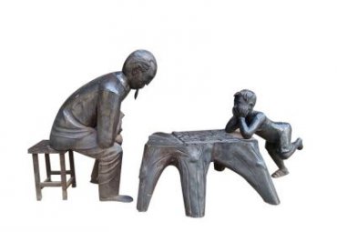 商业街下棋人物铜雕