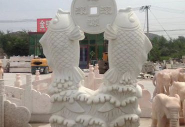 商场鱼动物石雕