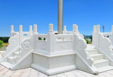 公园汉白玉升旗台景观石雕