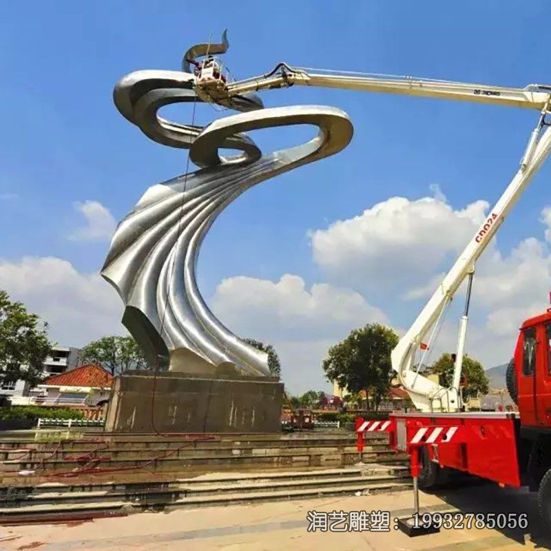 草坪不锈钢飘带景观雕塑 草坪不锈钢飘带景观雕塑