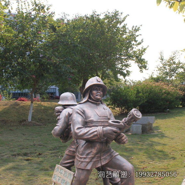 游乐场消防人物铜雕 游乐场消防人物铜雕