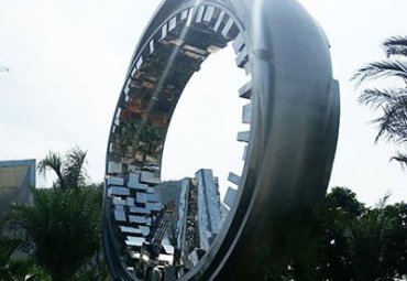 医院不锈钢齿轮景观雕塑
