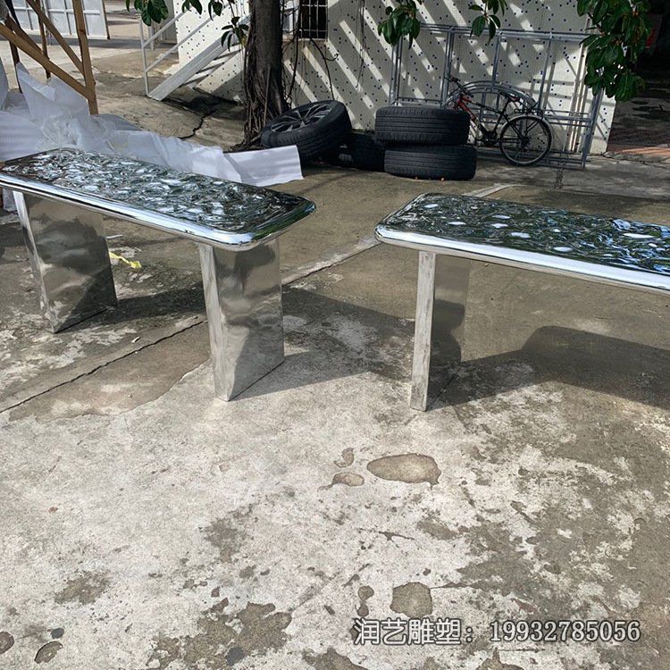 广场不锈钢凳子雕塑 广场不锈钢凳子雕塑