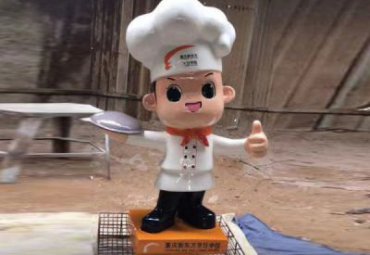 小区玻璃钢厨师卡通雕塑