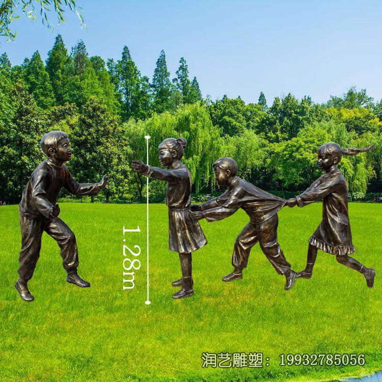 公园老鹰捉小鸡人物铜雕 公园老鹰捉小鸡人物铜雕