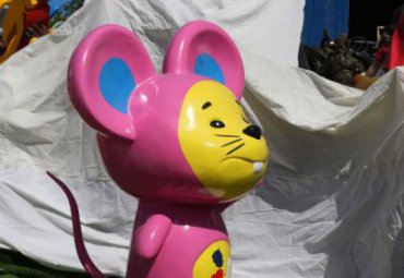 公园玻璃钢老鼠动物雕塑