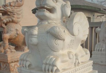 公园貔貅动物石雕