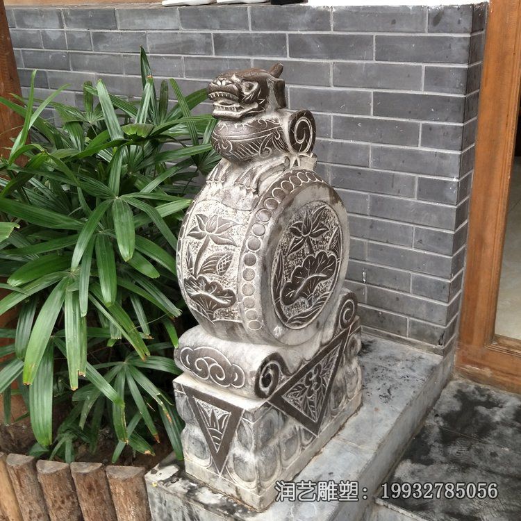 游乐场门墩景观石雕 游乐场门墩景观石雕