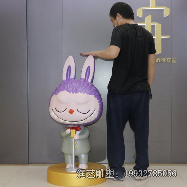 草坪玻璃钢卡通雕塑 草坪玻璃钢卡通雕塑