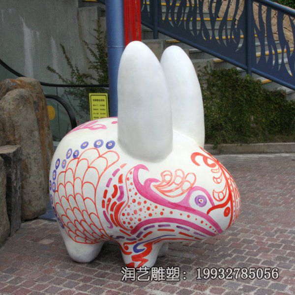 酒店玻璃钢兔子动物雕塑 酒店玻璃钢兔子动物雕塑