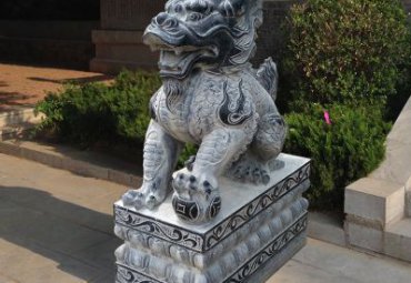 商业街麒麟动物石雕