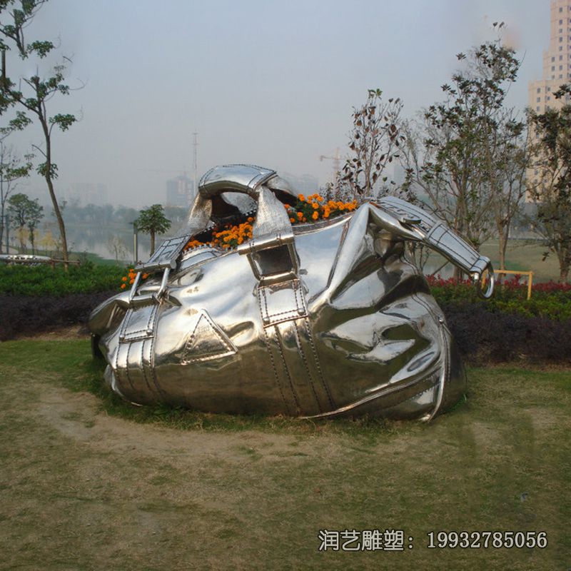商业街不锈钢手提包雕塑 商业街不锈钢手提包雕塑