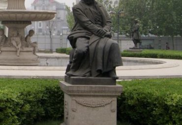商业街贝多芬人物铜雕
