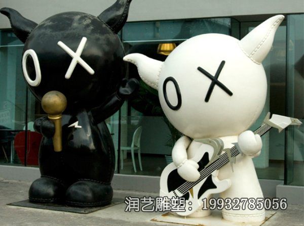 街道玻璃钢卡通猫雕塑 街道玻璃钢卡通猫雕塑